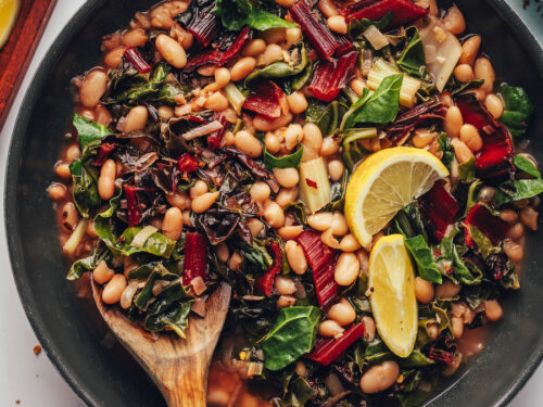 https://minimalistbaker.com/wp-content/uploads/2022/10/1-Pan-Beans-and-Greens-SQUARE-500x375.jpg