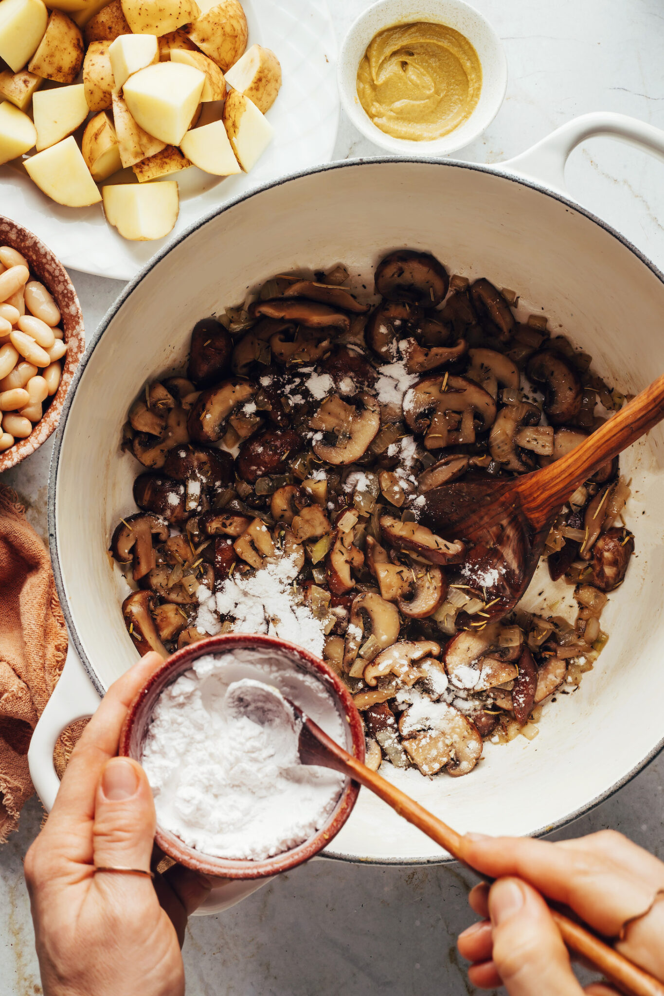 Cozy White Bean Mushroom Stew Vegan Minimalist Baker   Mushroom Stew 2 1365x2048 