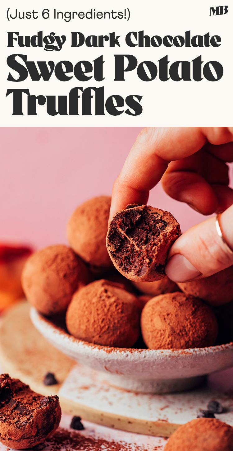 Изображение пушистых трюфелей из сладкого картофеля из темного шоколада