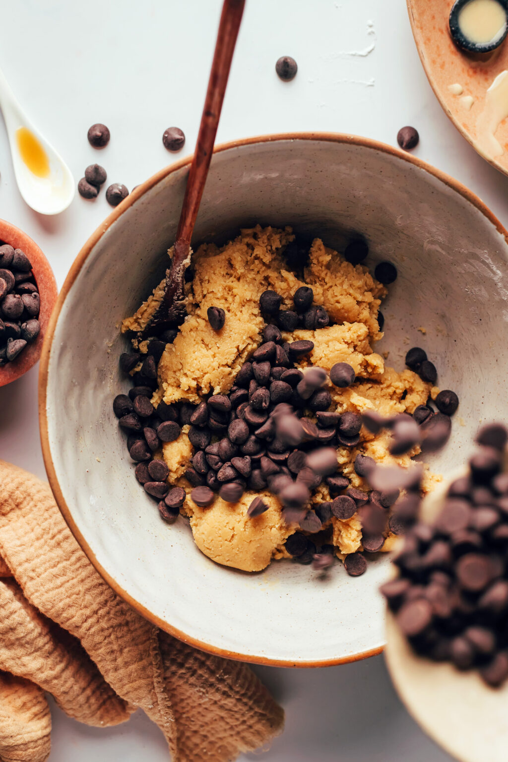 Tahini Chocolate Chip Skillet Cookie - Minimalist Baker Recipes