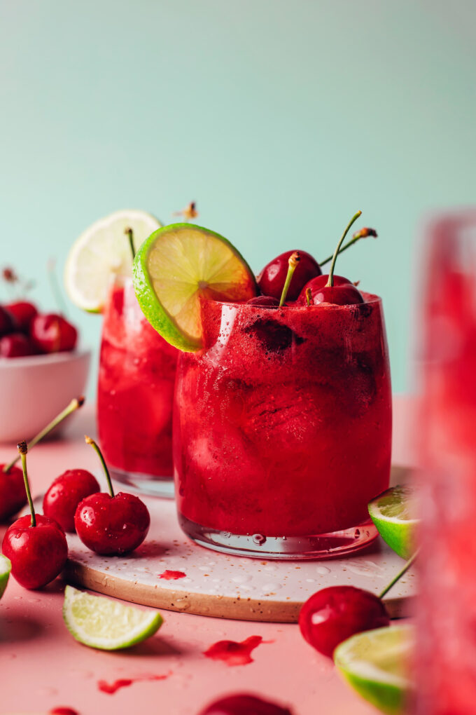 Sparkling Cherry Limeade (Naturally Sweetened)