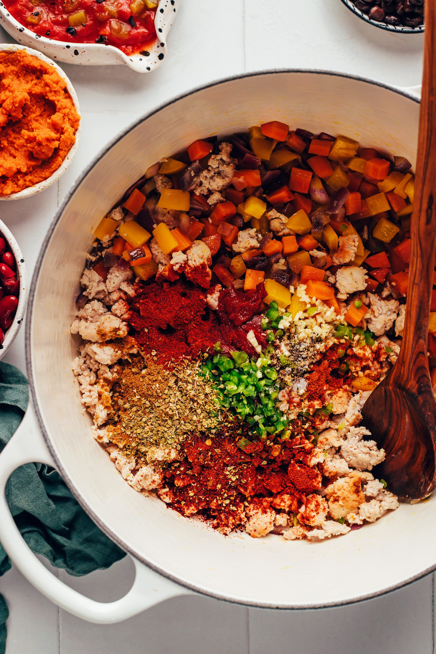 Pot with ground turkey, sautéed veggies, and spices