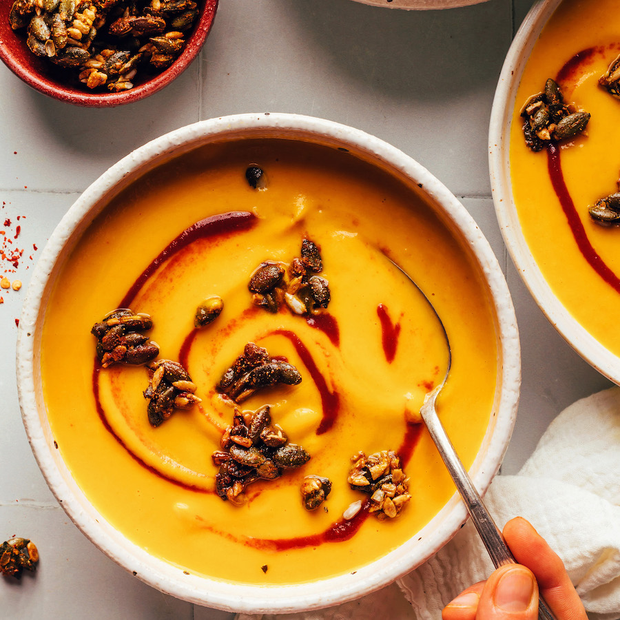 Creamy Carrot Ginger Soup (vegan) – A Simple Palate