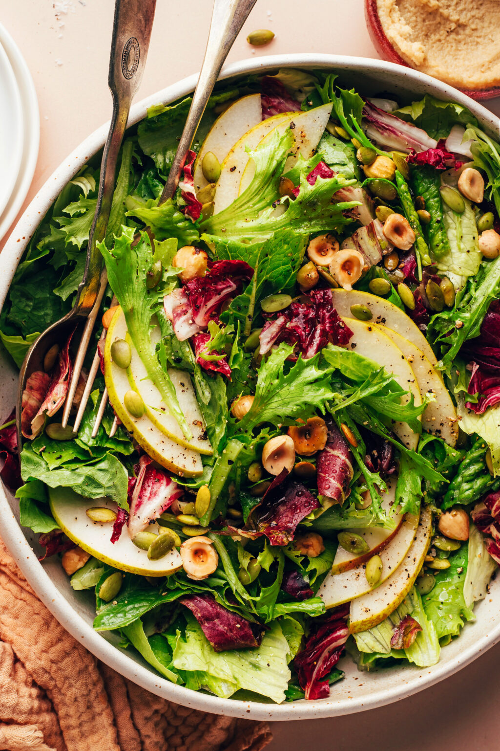 the-perfect-thanksgiving-salad-15-minutes-minimalist-baker-recipes