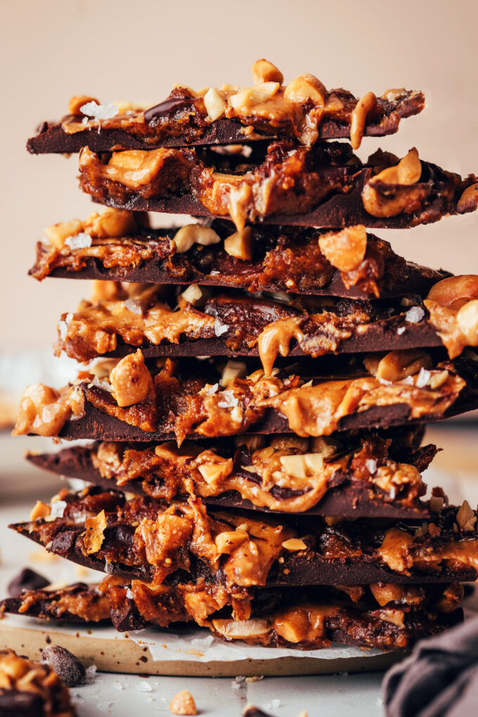 5-Ingredient Snickers Chocolate Bark